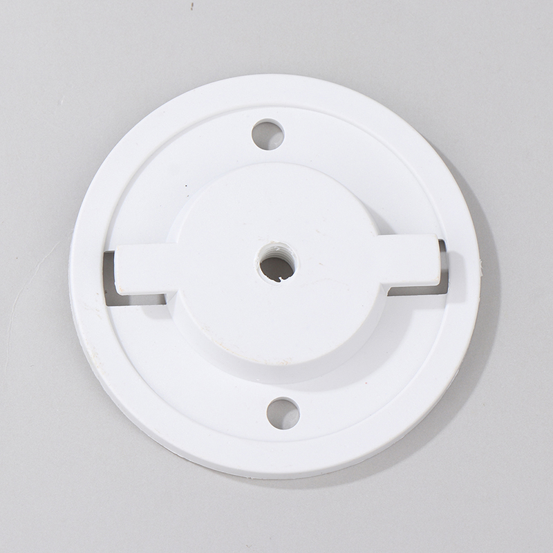 Base di montaggio a parete in  - Tp-Link Camera Tapo C200 recensione e prezzo